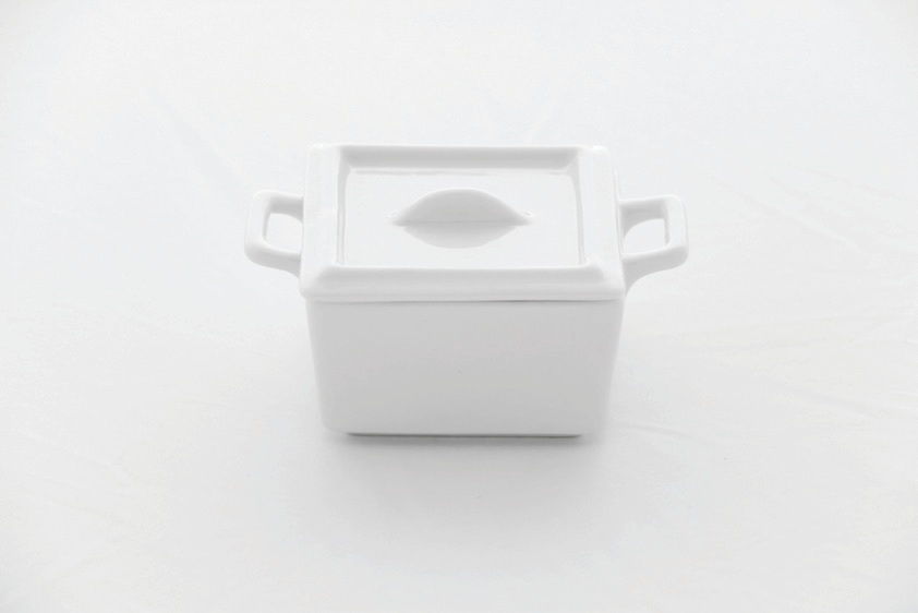 SQUARE SAUCEPAN WITH COVER