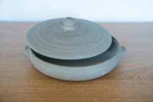 ROUND PLATE WITH LID 21X4.5CM CERAMIC